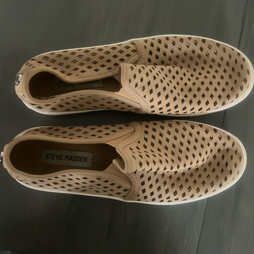 Steven Madden size 7.5 loafers
